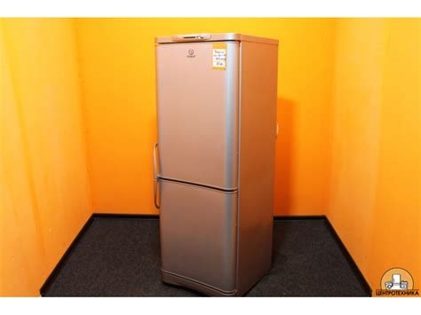 Indesit C132G.016 Холодильники б/у купить в Москве, магазин б/у техники ...