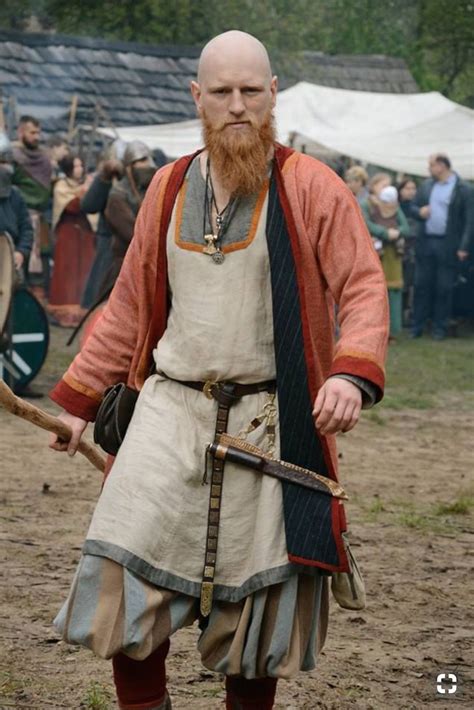 Pin by Bern on Viking | Norse clothing, Viking garb, Viking clothing