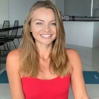 Mila Malenkov Biography Age Wiki Family Boyfriend Instagram - AriaATR ...