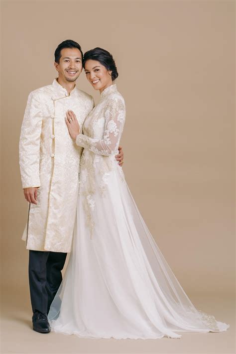 Modern Vietnamese Wedding Dress | Kathy Bespoke Ao Dai – East Meets Dress