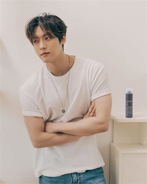 Idol vs. Model: BTOB MinHyuk's Striking Looks Belong In A Visual Hall ...