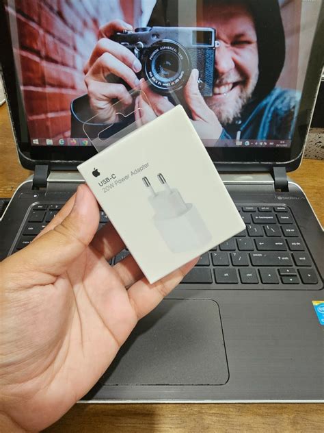 Apple iPhone 20W USB Type-C Power Adapter ORIGINAL, Telepon Seluler ...