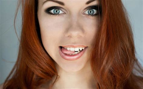 Pin by 1 484-475-4373 on ellaruyi | Redhead makeup, Redheads, Brown ...