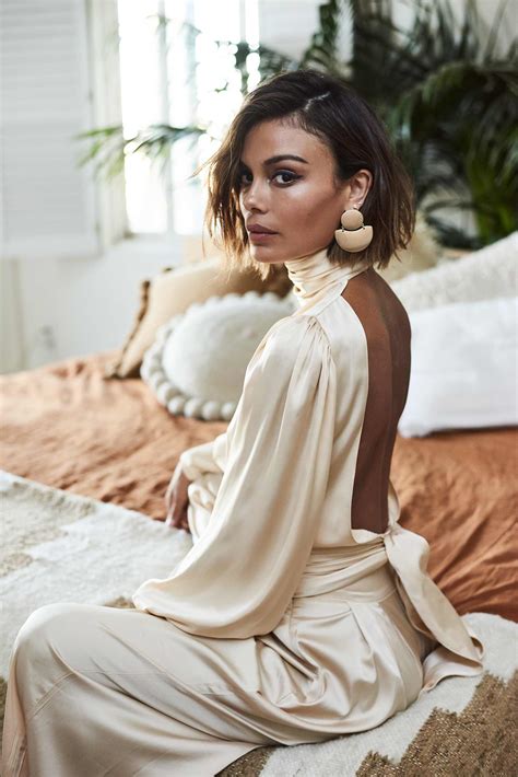 AT HOME WITH NATHALIE KELLEY | A Conscious Collection
