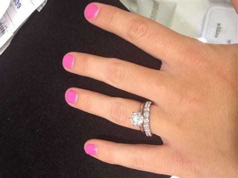 how do you wear wedding band 12