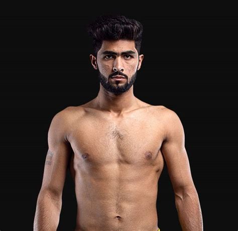 dubai fight pakistans shahzaib rind beat indians rana sing