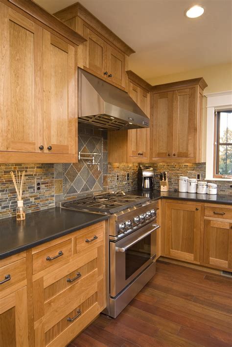 Kitchen Backsplash Ideas Maple Cabinets – Things In The Kitchen