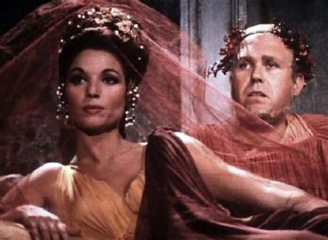 Эльза Мартинелли (Elsa Martinelli) - биография, новости, личная жизнь ...