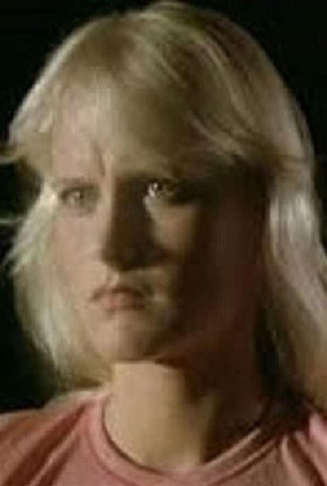 Uta Koepke - Biografía, mejores películas, series, imágenes y noticias