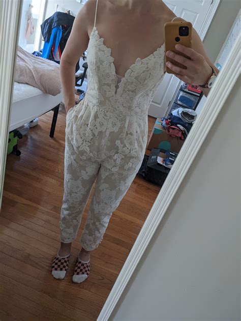 Hayley Paige Campbell Sample Wedding Dress Save 20% - Stillwhite