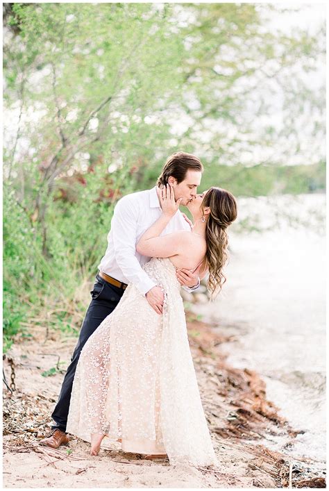 Romantic Spring Excelsior Engagement Session | Kayla + Blake - Rachel