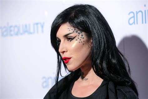 How To Makeup Like Kat Von D | Saubhaya Makeup