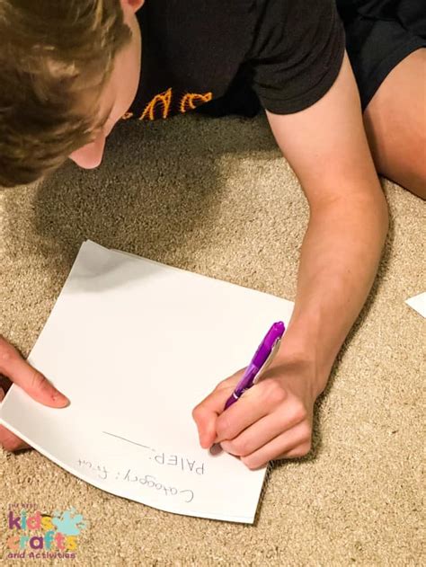 10 Paper and Pen Games for Kids