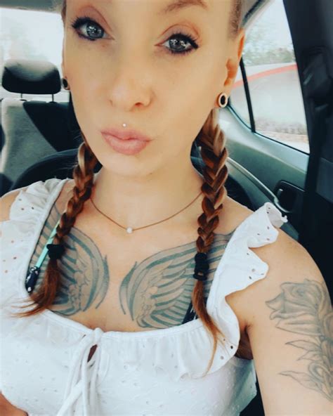 Caitlyn Rae (@caitlynrae85) • Instagram photos and videos