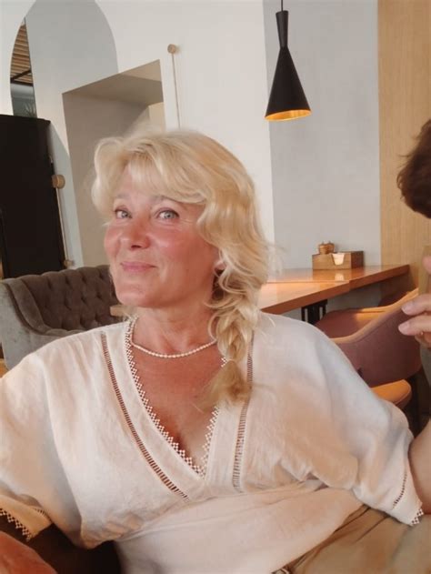 Лариса, 63, Санкт-Петербург - "РусДэйт"