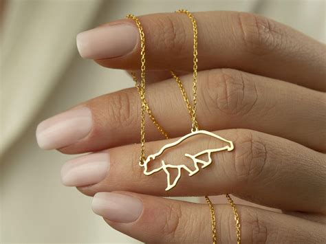 solid gold mama bear necklace dainty gold bear pendant necklace