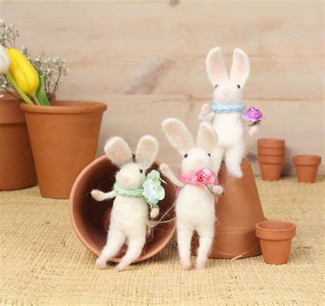 10+ Easter Bunny Decorations Ideas – HOMYRACKS