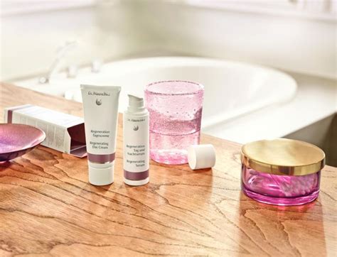 Dr. Hauschka - Bio Naturkosmetik | Bio Naturel