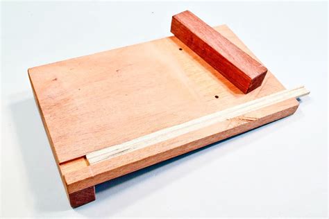 resourceful woodworker creates  bench hook artofit