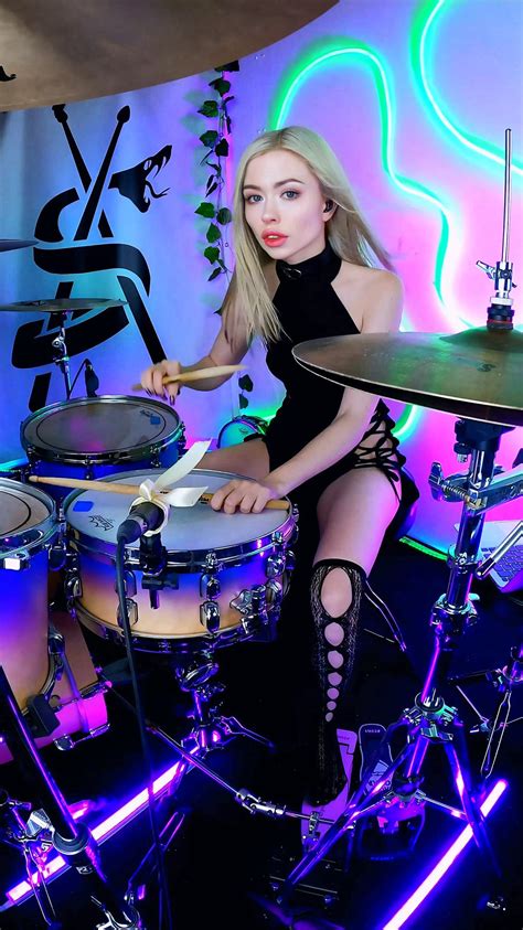 Anastasia Sereda🥁🐍 | My band @invertorband just released a new track