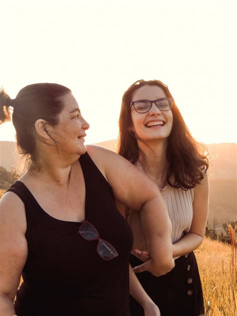 Что такое mommy issues, и как они мешают нам жить