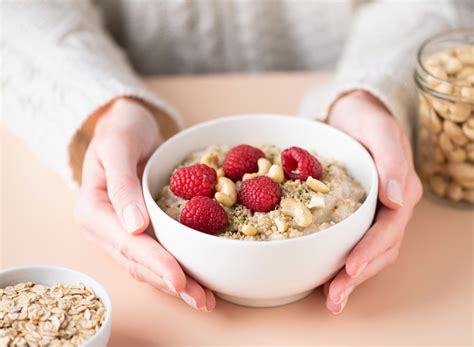 5 Best Oatmeal Habits to Lower Cholesterol, Say Dietitians — Eat This ...