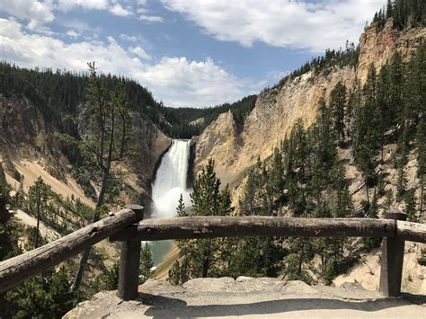 Upper Yellowstone Falls, Yellowstone National Park : r/hiking