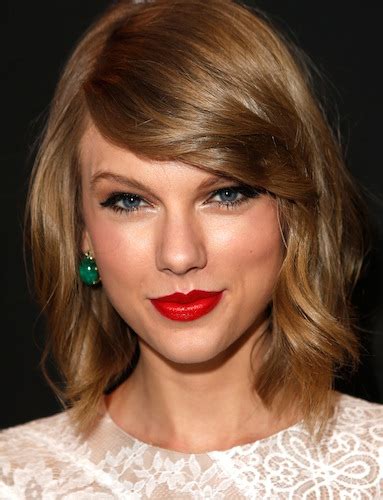 taylor-swift-headshot - Ask the Pro Stylist