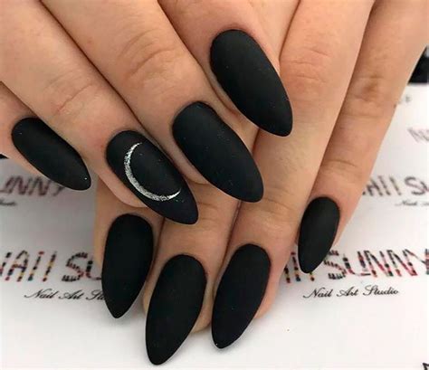 Черный дизайн ногтей – стильные идеи для маникюра | Black nail designs ...