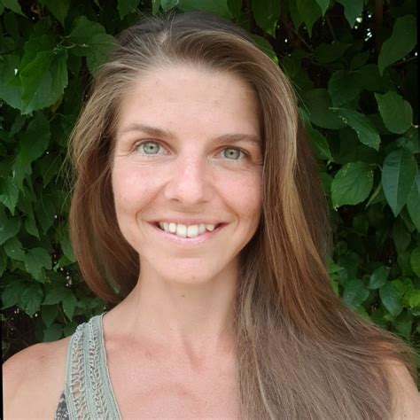 Dora Kiss - Retail Support Representative - bp | LinkedIn