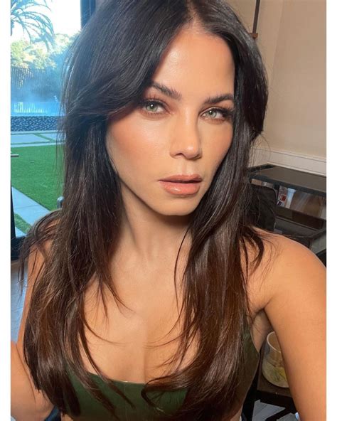 Jenna Dewan 12/29/2022 • CelebMafia