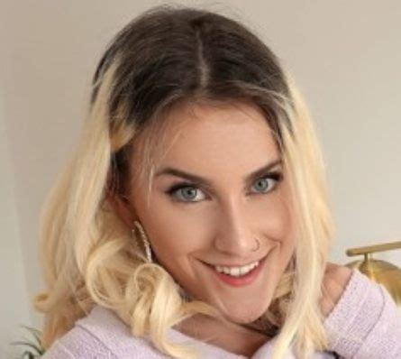 Indica Flower Biography, Age, Height, Family, Wiki & More