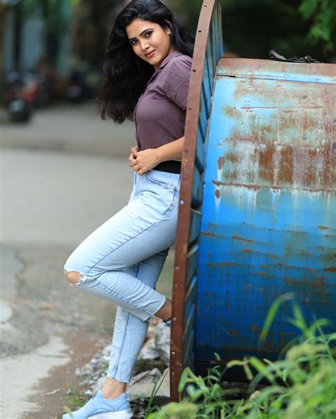 Kiki Vjae (@im_keerthi_keeks_) • Instagram photos and videos