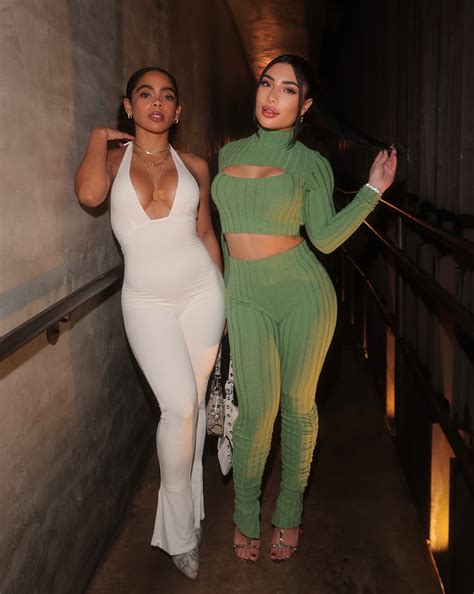 Laura Van Salazar added a new photo —... - Laura Van Salazar