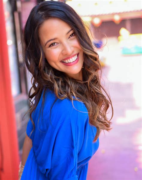 About - Laurine Price