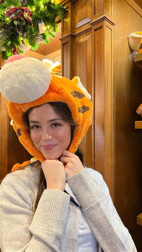 Mia | @hellomolly ⛄️💫 | Instagram