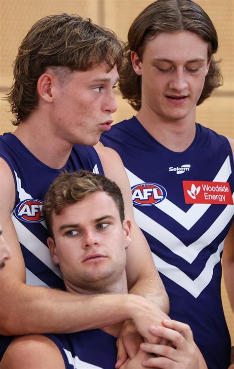 Fremantle Dockers on Twitter: "Team photo day! 📸 #foreverfreo"