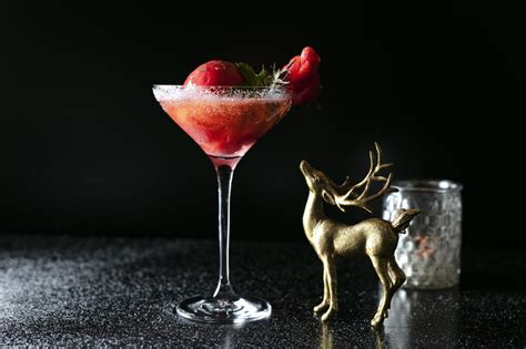 10 Winter Cocktails To Soothe Your Soul This Holiday Season - Savvy Tokyo