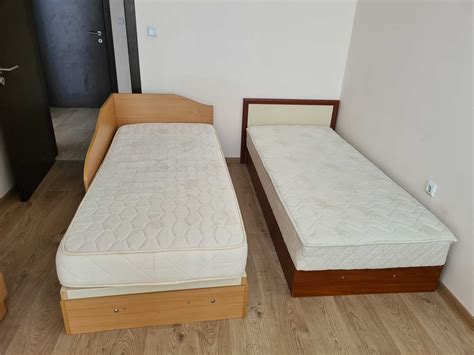 Единично легло - 2броя гр. Варна Базар Левски • OLX.bg