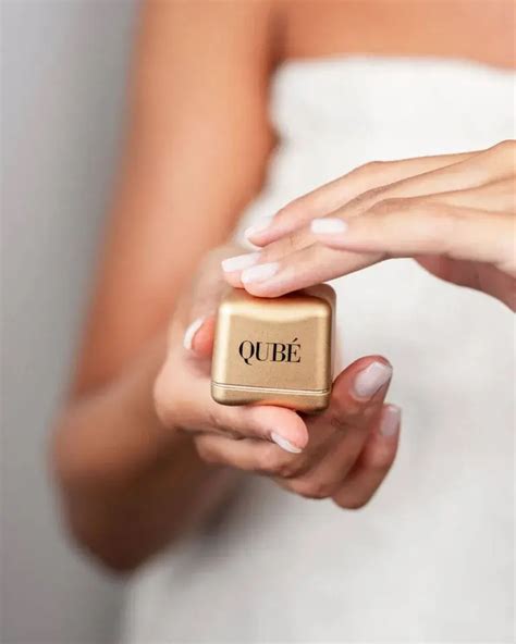 Qubé Cube - A cosmetic cube that relieves pain using cold