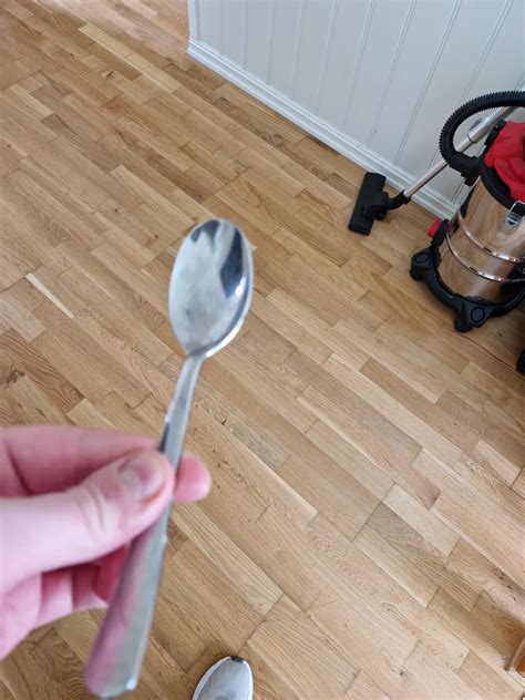 Do you guys think my tenant is a junkie : r/redscarepod