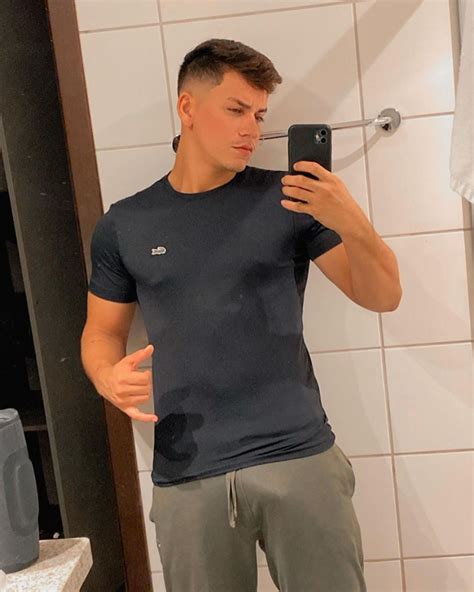 N🔞VINH🔞S on Instagram: "Mc Pietro" | Hot men bodies, Gorgeous black men