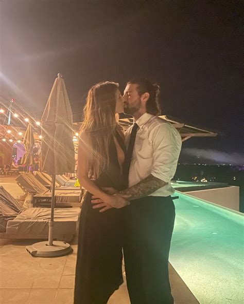 Jeremy Renner's pregnant ex Sonni Pacheco's nude maternity shoot