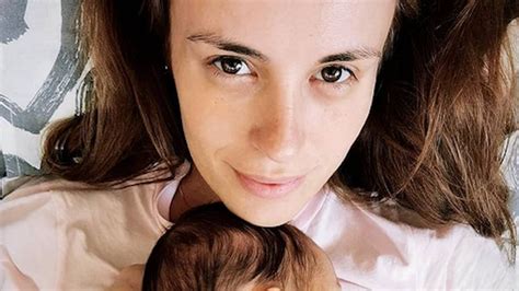 Радина Кърджилова показа бебето - Клюки - Новини Бг