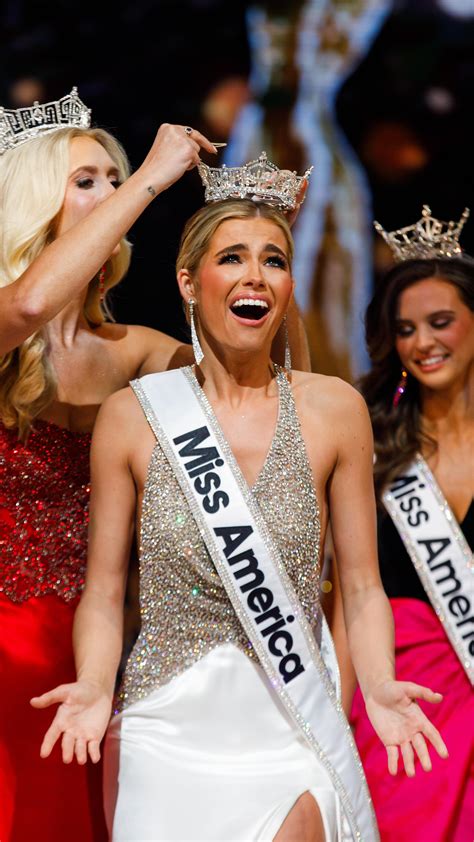 Miss America | Meet one of our @missamerica and @missamericasteen hosts