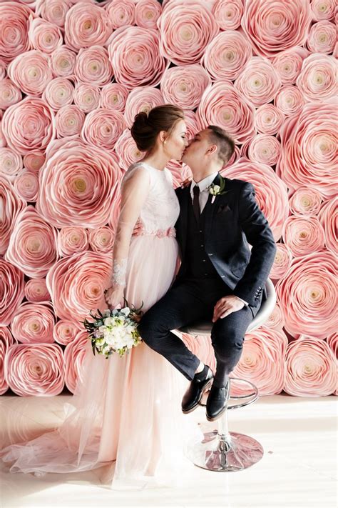 Love, love, love these giant flowers!!!! Paper Flowers Wedding, Large ...