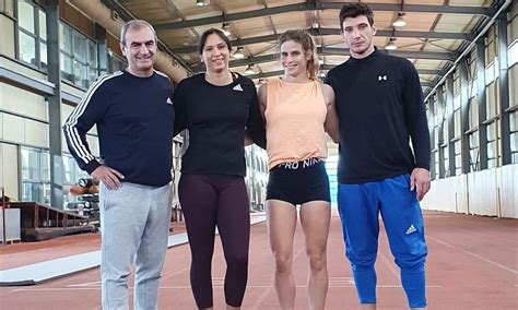 Η πρωταθλήτρια Ισραήλ Ναάμα Μπερνστάιν στο γκρουπ του Μανώλη Καραγιάννη ...