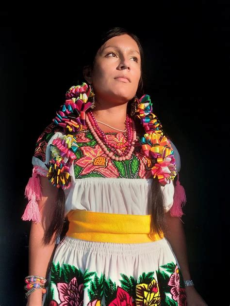 MEXICANA (@cruzsanchezerendira) • Instagram photos and videos