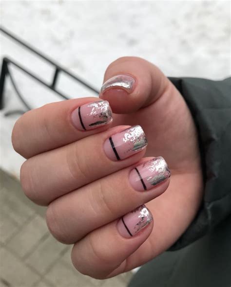 Нижний Новгород| Маникюр on Instagram: “Стильный маникюр с фольгой🖤