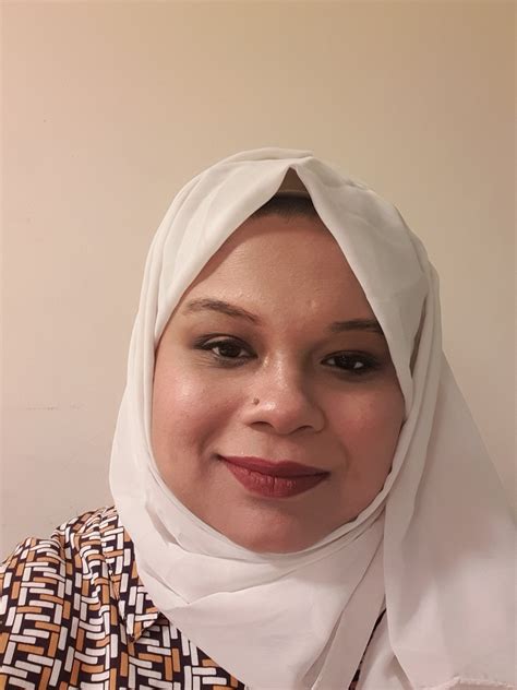 Fareeha Sultana – Medium